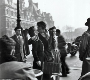 Fotografía “El beso“ (1950), de Robert Doisneau