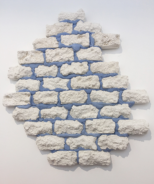 Fragmento de la obra "Ruins of a Sky Blue Wall" (2017), de Michel François